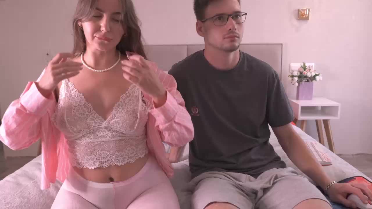 PashaAndMila Live Sex December 17, 2025