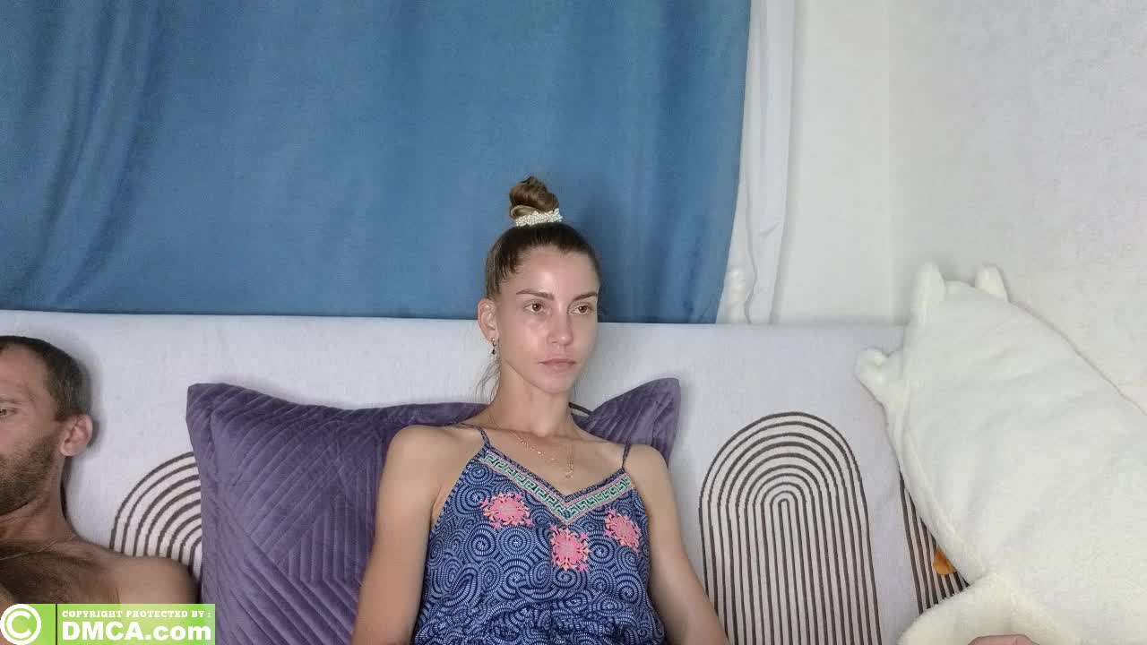 Couple_Twix Live Sex December 13, 2025