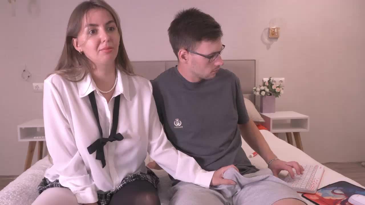 PashaAndMila Live Sex December 17, 2025