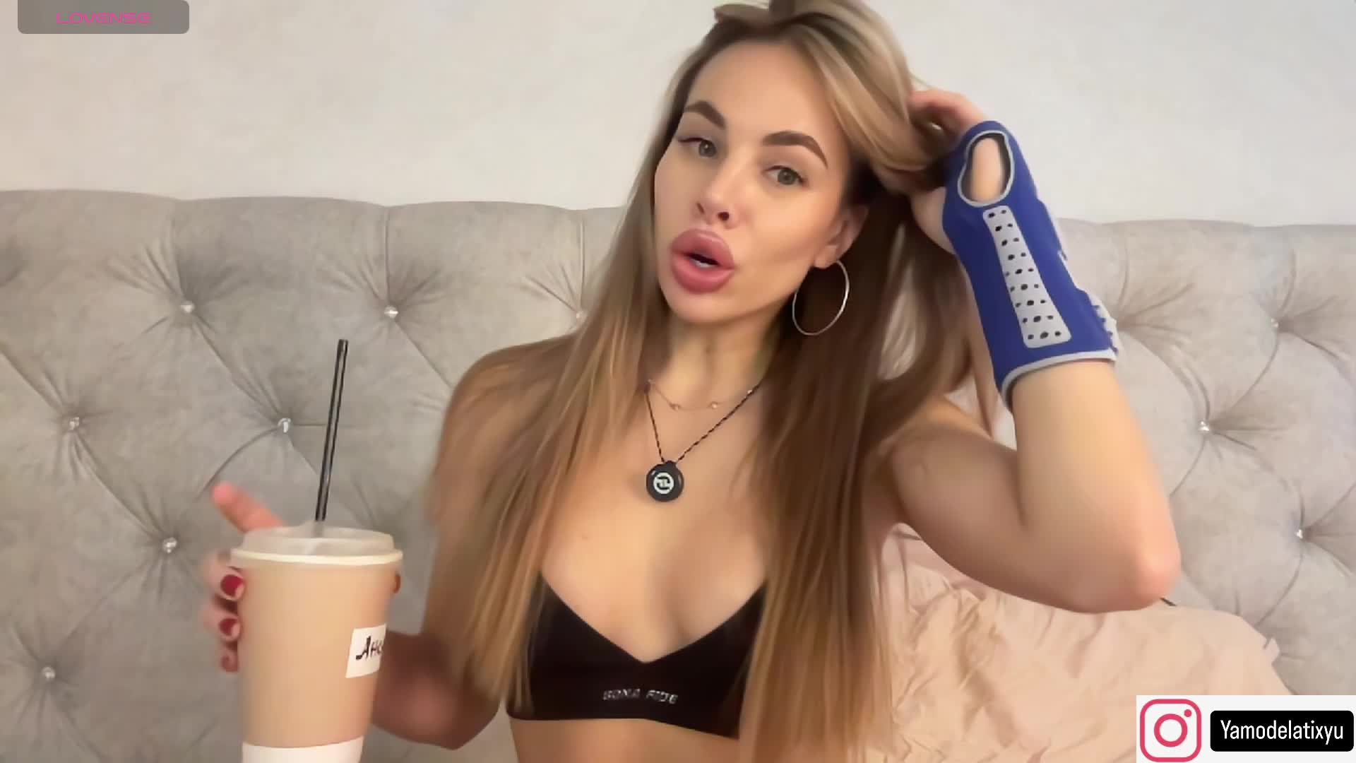 diffgirls1-1 Live Sex December 17, 2025