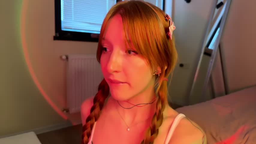 FoxieKiss Live Sex December 13, 2025