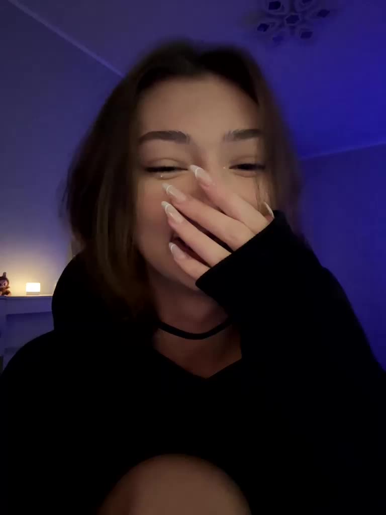 ShyAlya Live Sex December 17, 2025