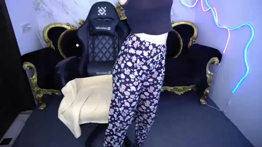 SpicyyDolly Live Sex December 13, 2025
