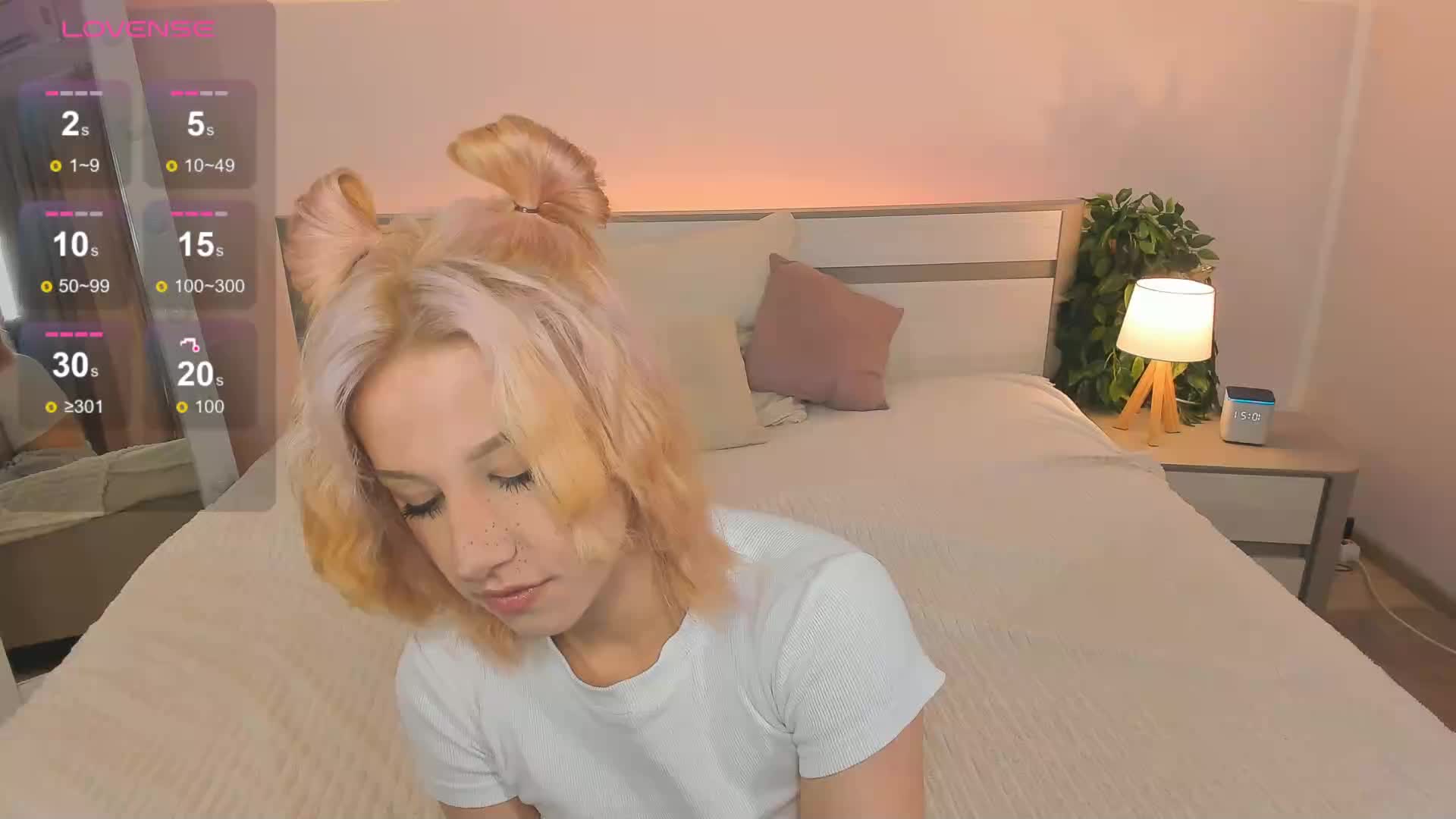 Necucubi Live Sex December 17, 2025