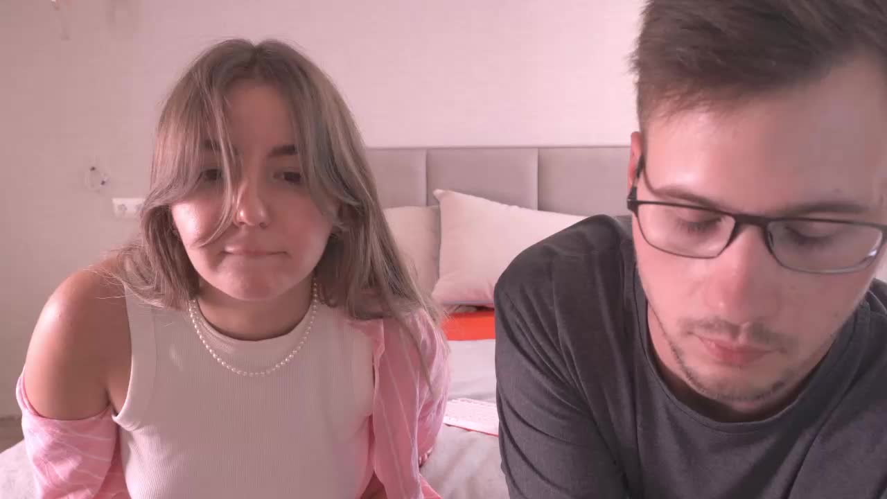 PashaAndMila Live Sex December 17, 2025