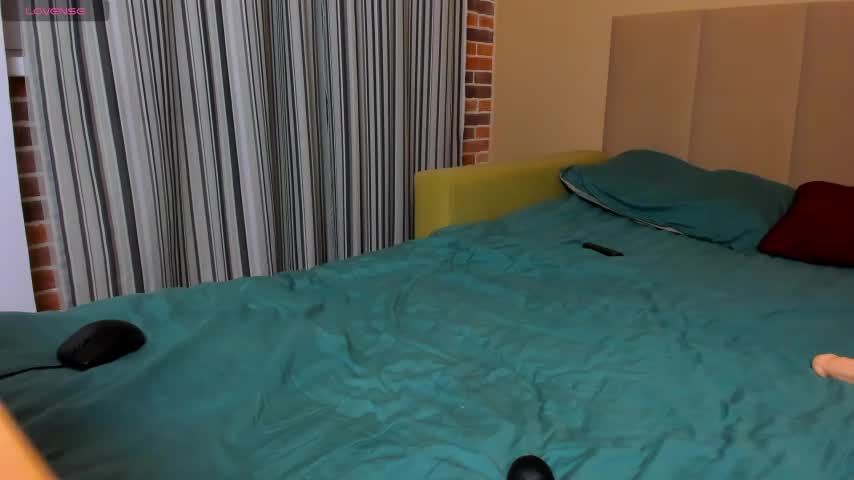 Venera66615 Live Sex December 14, 2025