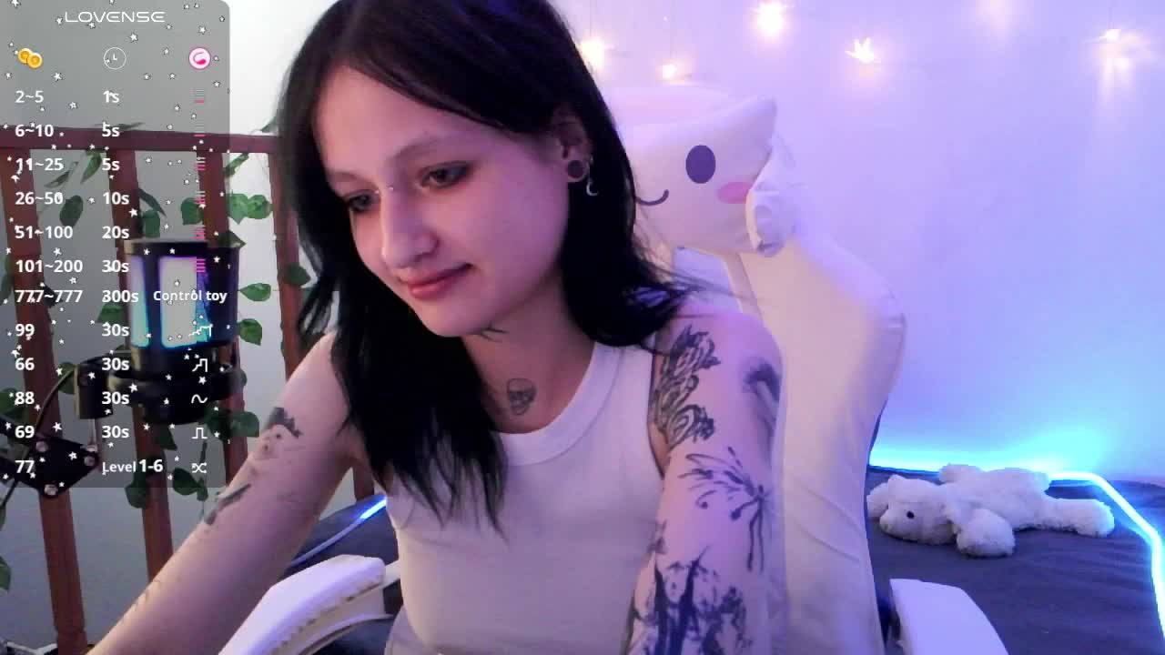 EsterErdmond Live Sex August 17, 2025