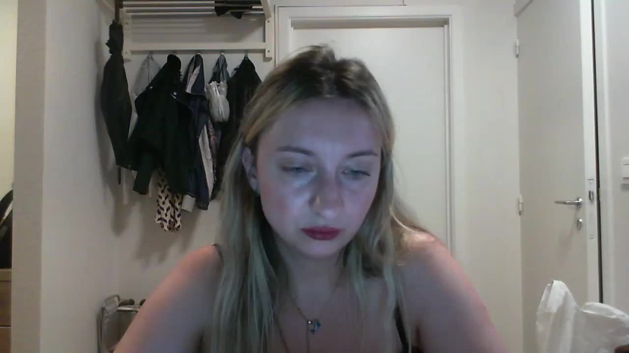 RuslanaFlower Live Sex December 13, 2025