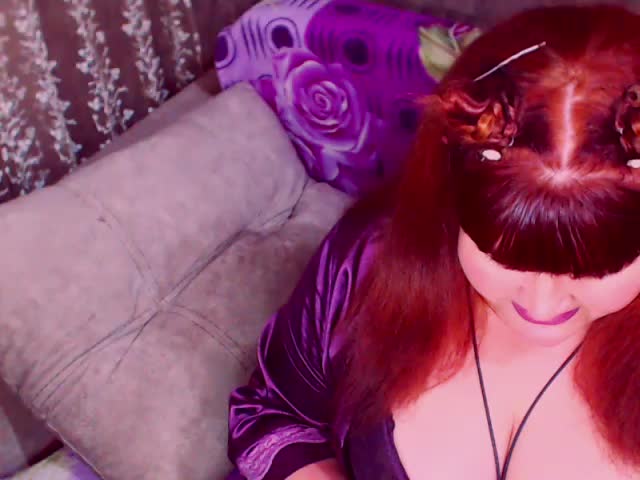 RedBustyX Live Sex December 17, 2025