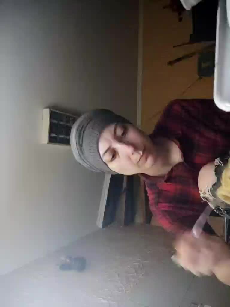 Kira700cams Live Sex December 15, 2025