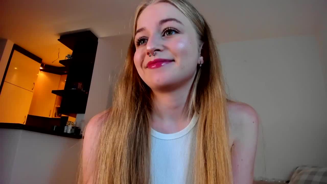 MiaMeowa Live Sex December 15, 2025