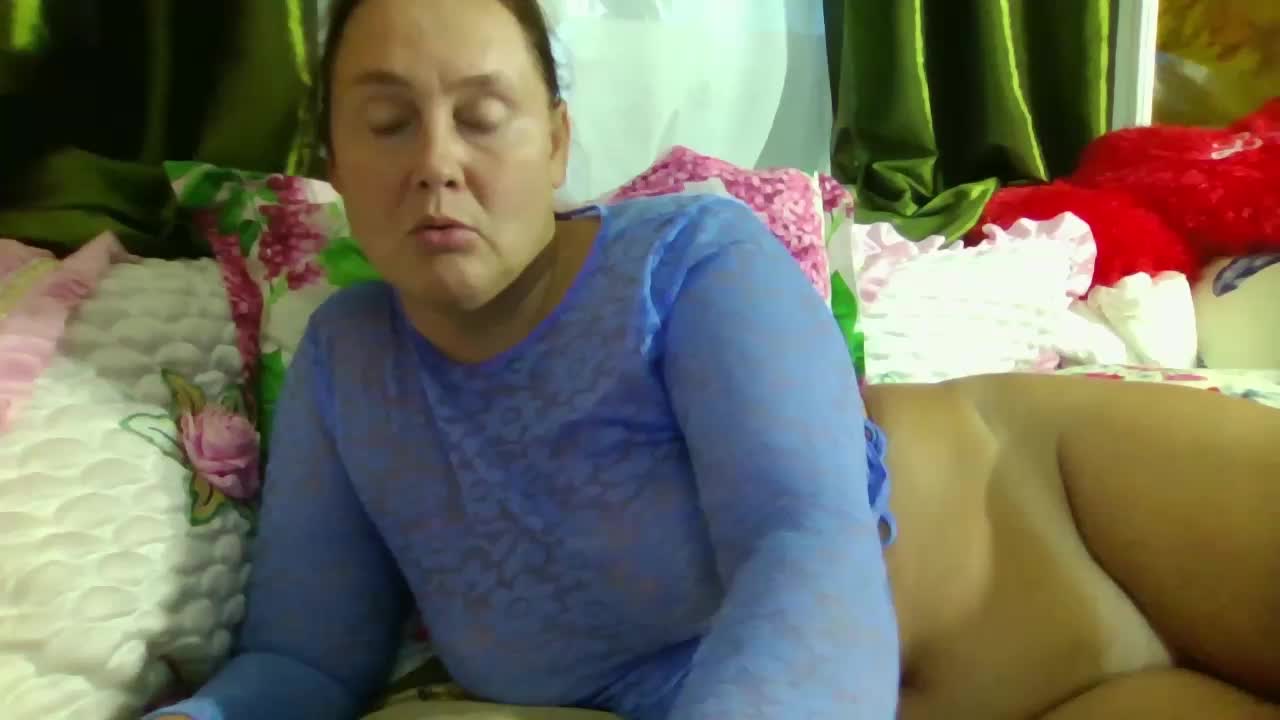 Aktriska Live Sex December 17, 2025