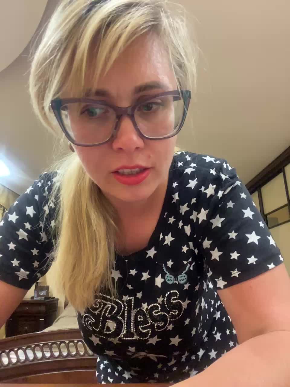 Elegant00Girl Live Sex December 17, 2025