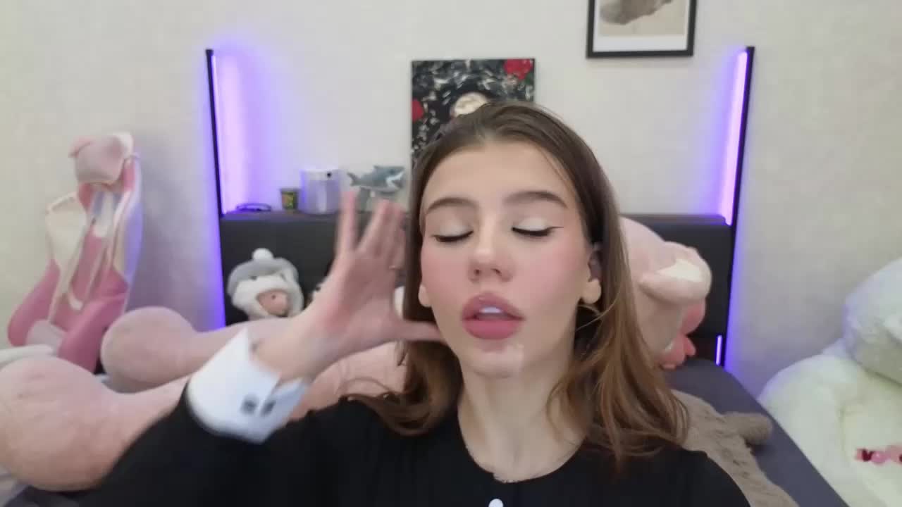 dolly-ll Live Sex December 17, 2025