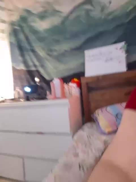 LittleDelora Live Sex December 13, 2025