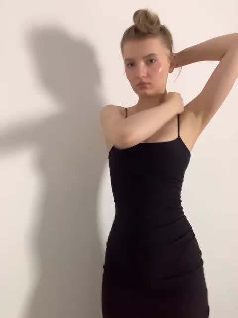 -Nezukoo- Live Sex December 14, 2025