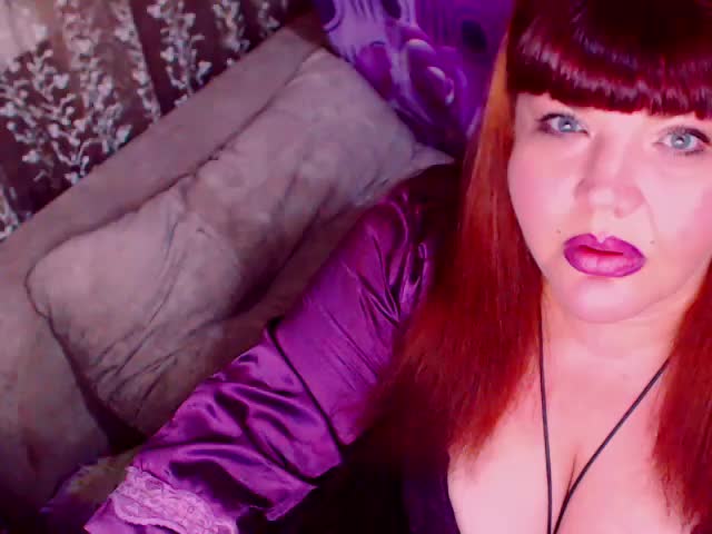 RedBustyX Live Sex December 18, 2025