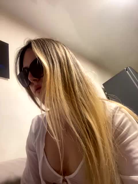 JULIE21 Live Sex December 14, 2025