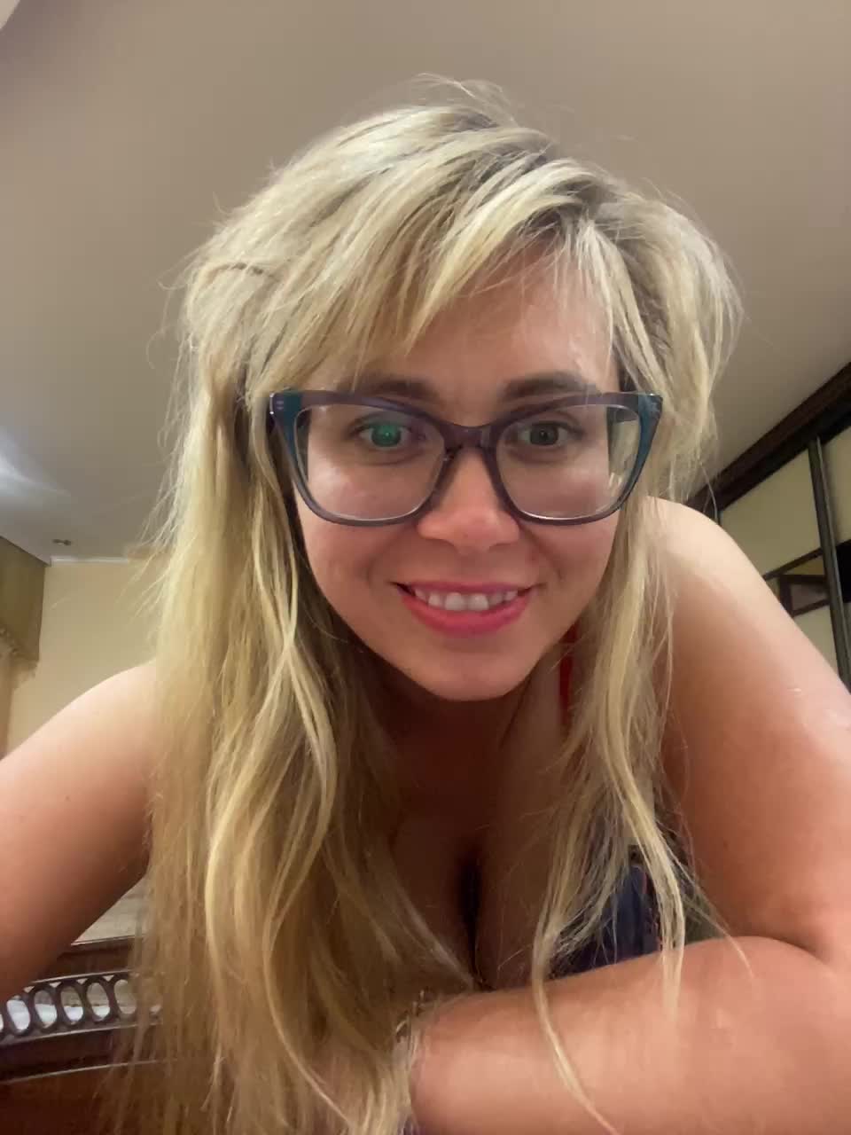 Elegant00Girl Live Sex December 17, 2025