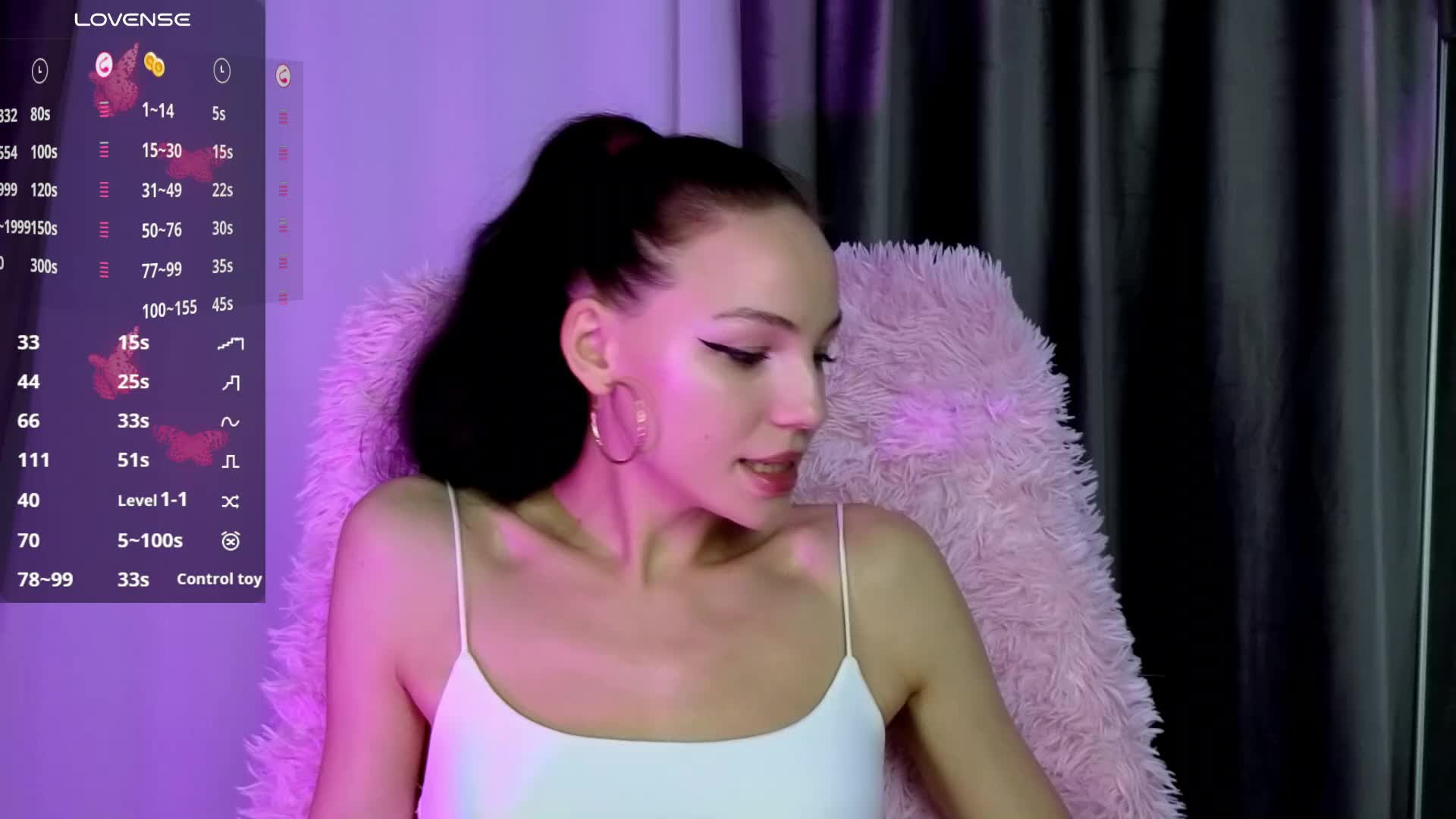 EmilyLuxxxury Live Sex December 15, 2025