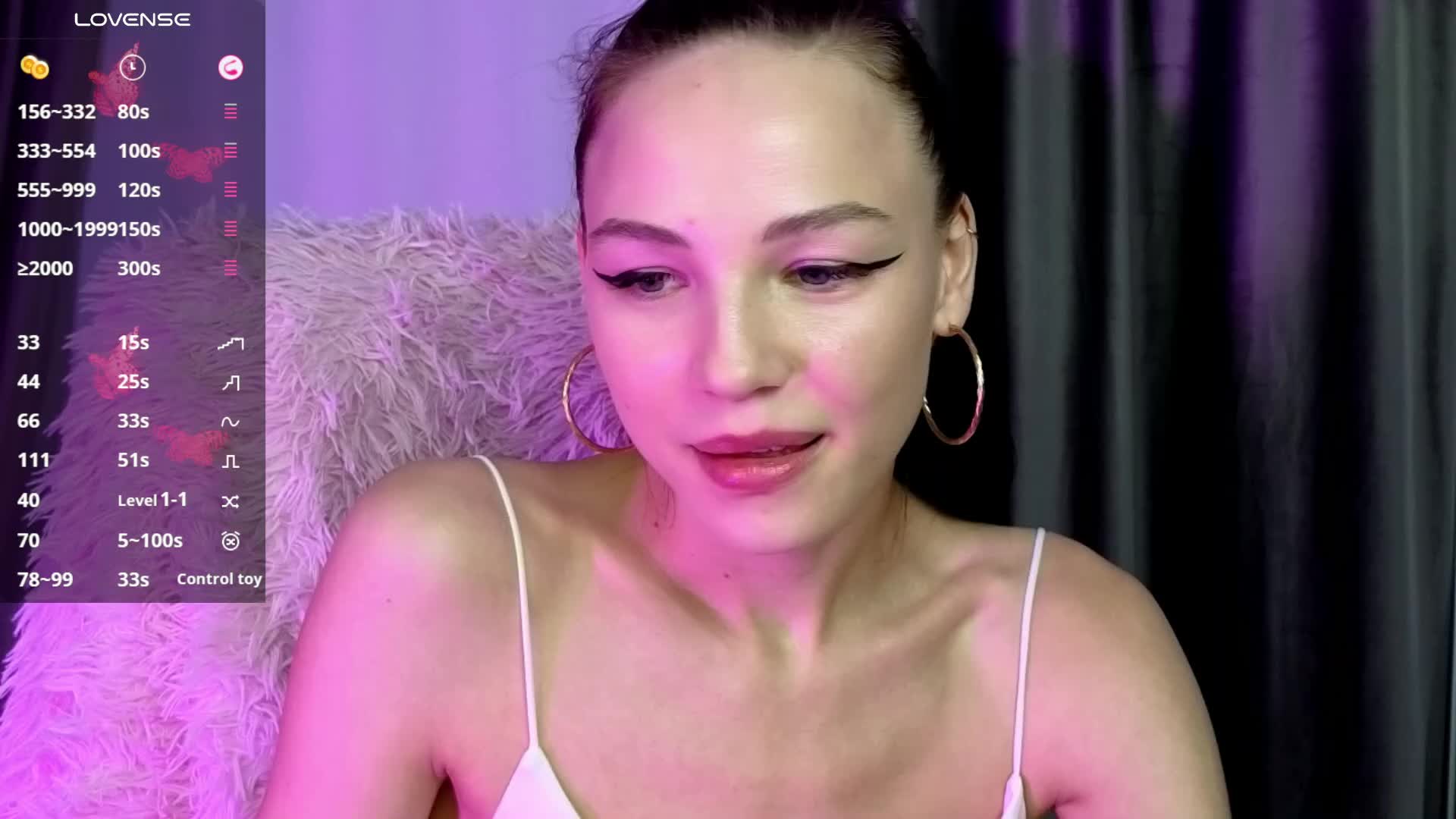 EmilyLuxxxury Live Sex December 15, 2025