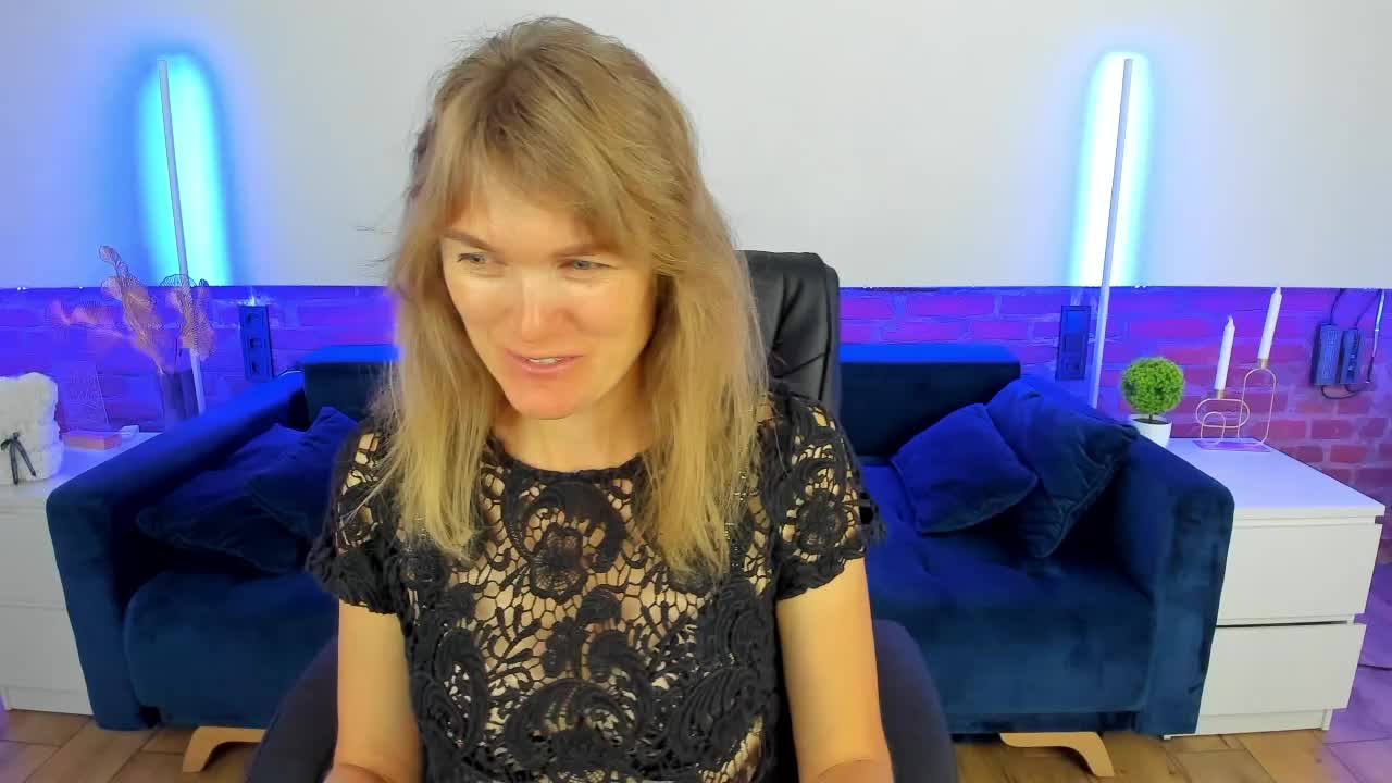 Annabel-xxx Live Sex December 14, 2025