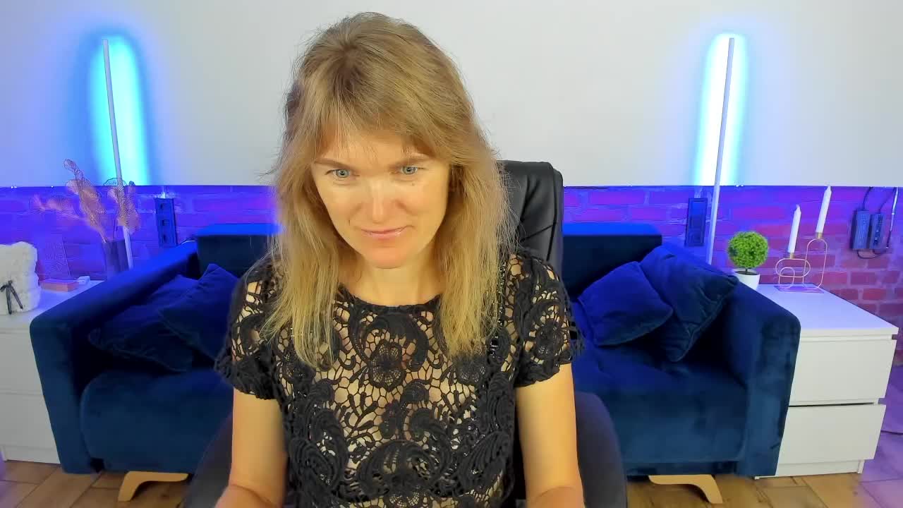 Annabel-xxx Live Sex December 14, 2025