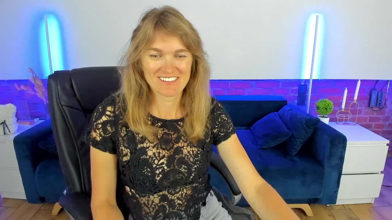 Annabel-xxx Live Sex December 14, 2025