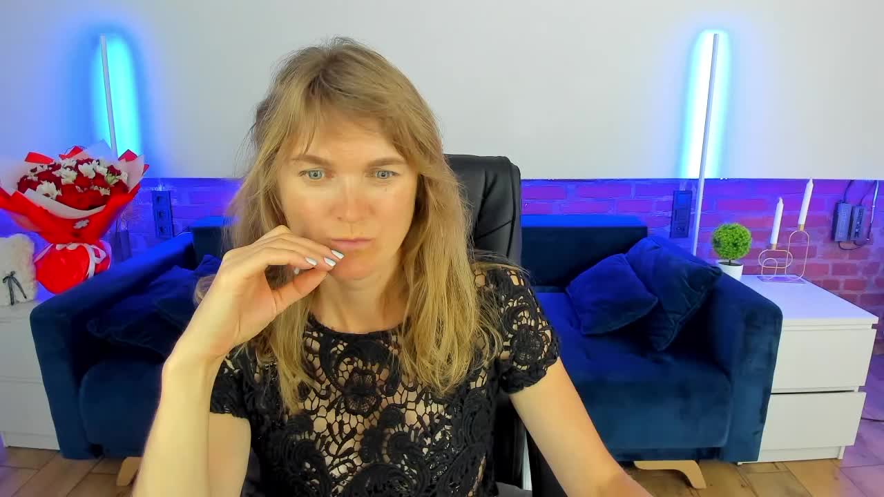 Annabel-xxx Live Sex December 14, 2025