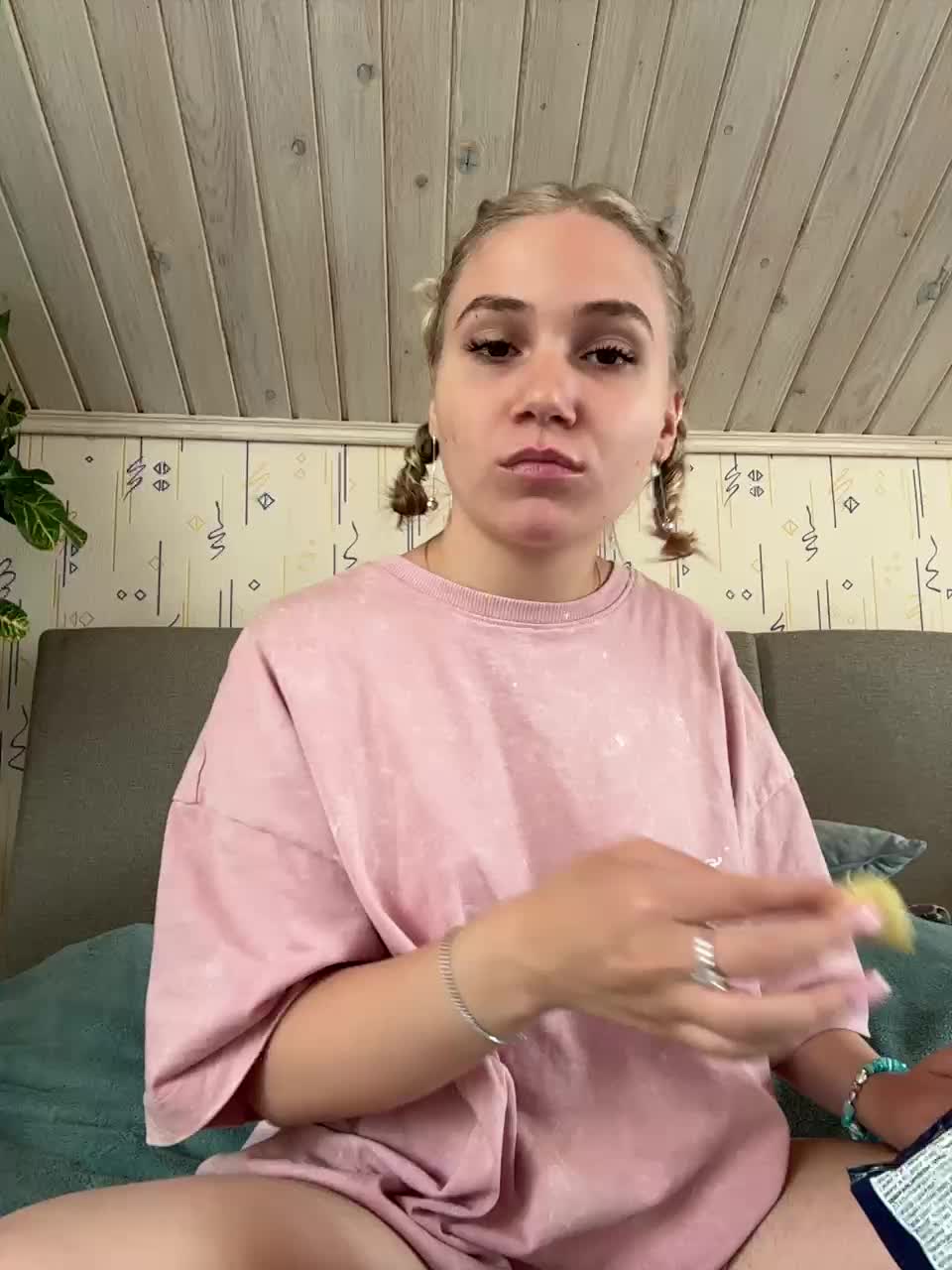 alicelaff Live Sex December 13, 2025