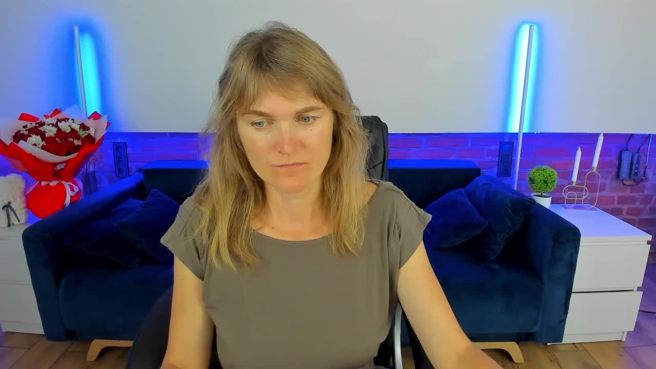 Annabel-xxx Live Sex December 14, 2025