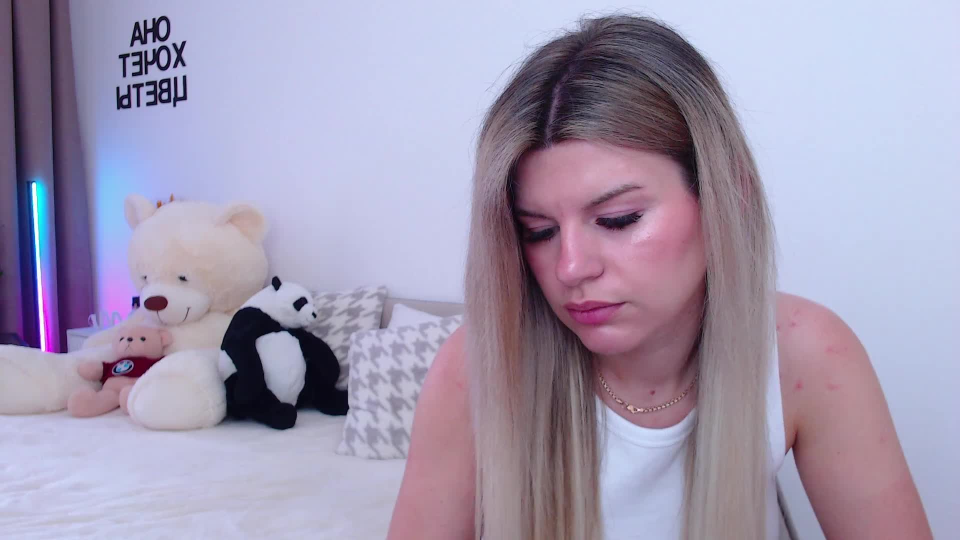 AlexaX7 Live Sex December 15, 2025