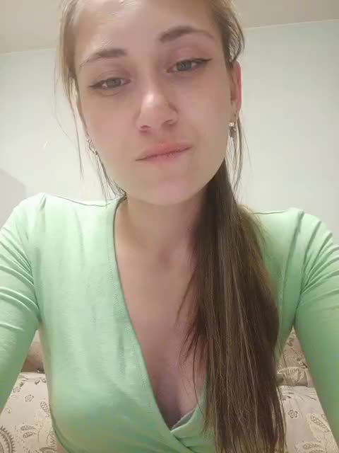 MilkyGirl Live Sex December 15, 2025