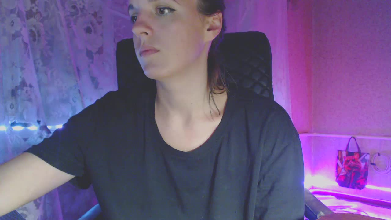 Babymuro4ka Live Sex December 17, 2025