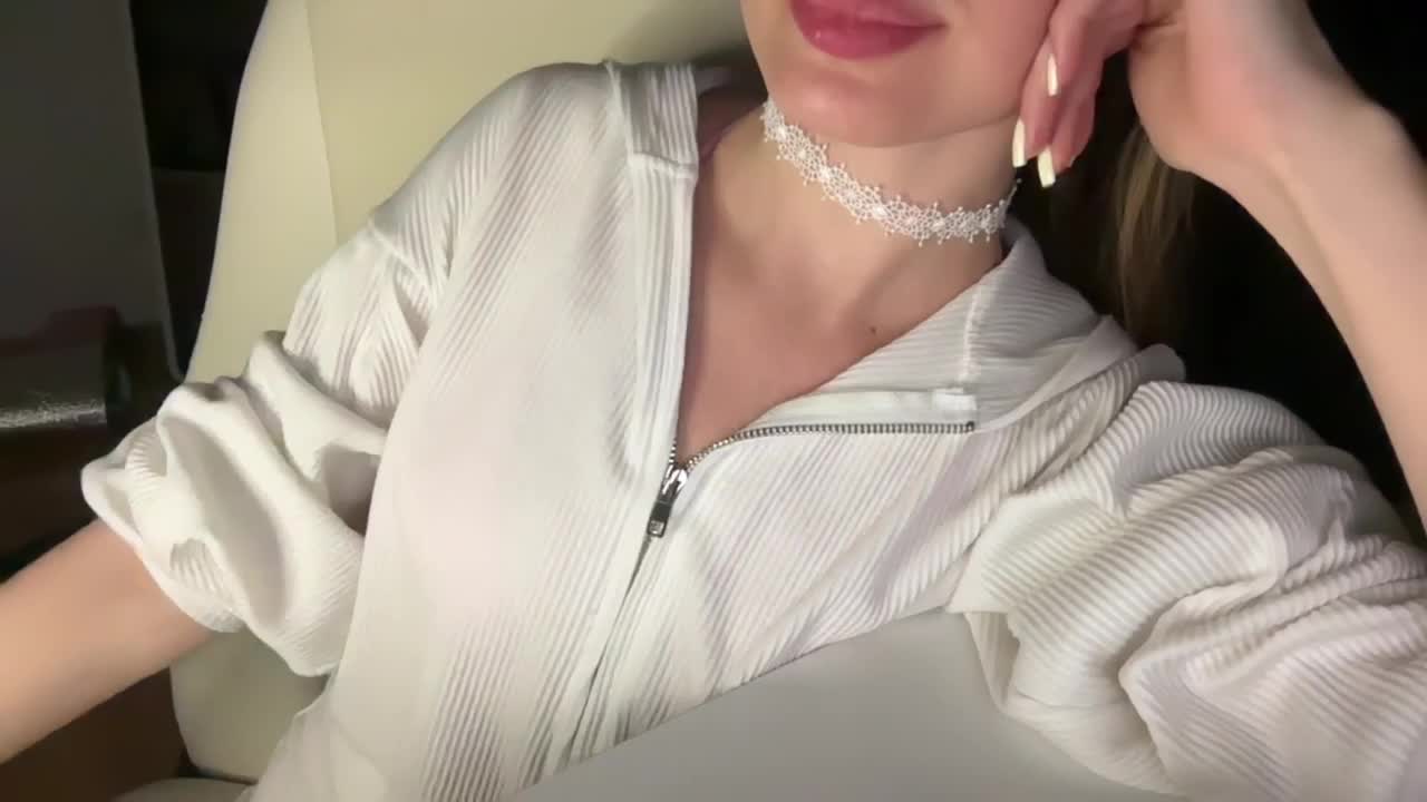 emisun Live Sex December 13, 2025