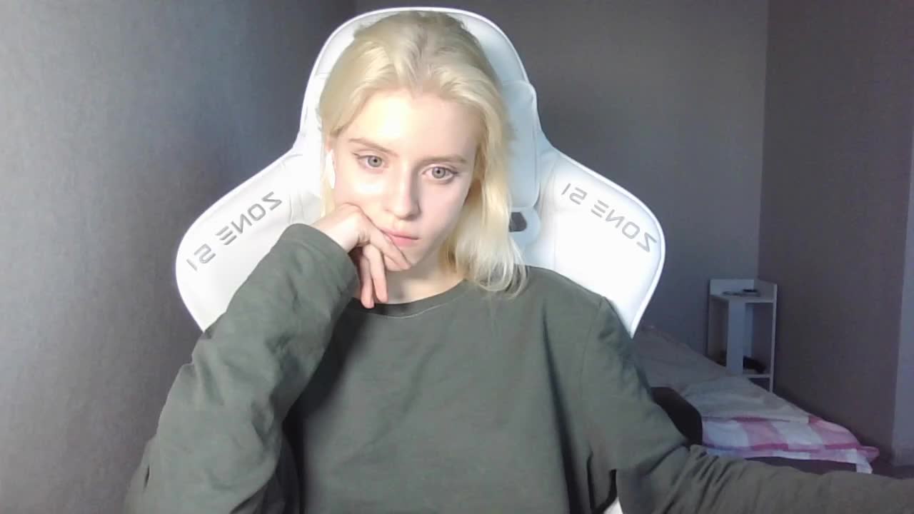 Helga_Pataki Live Sex December 14, 2025