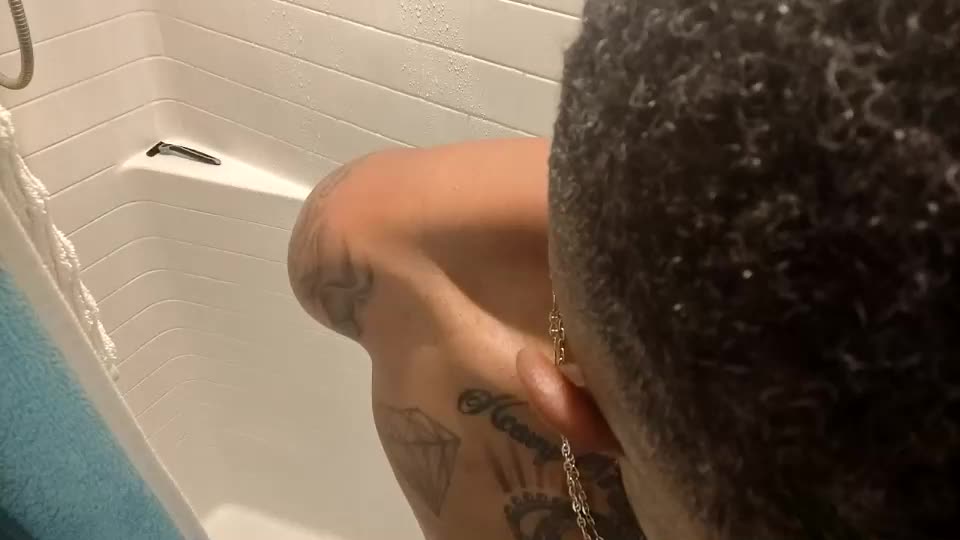 alisntre Live Sex December 13, 2025