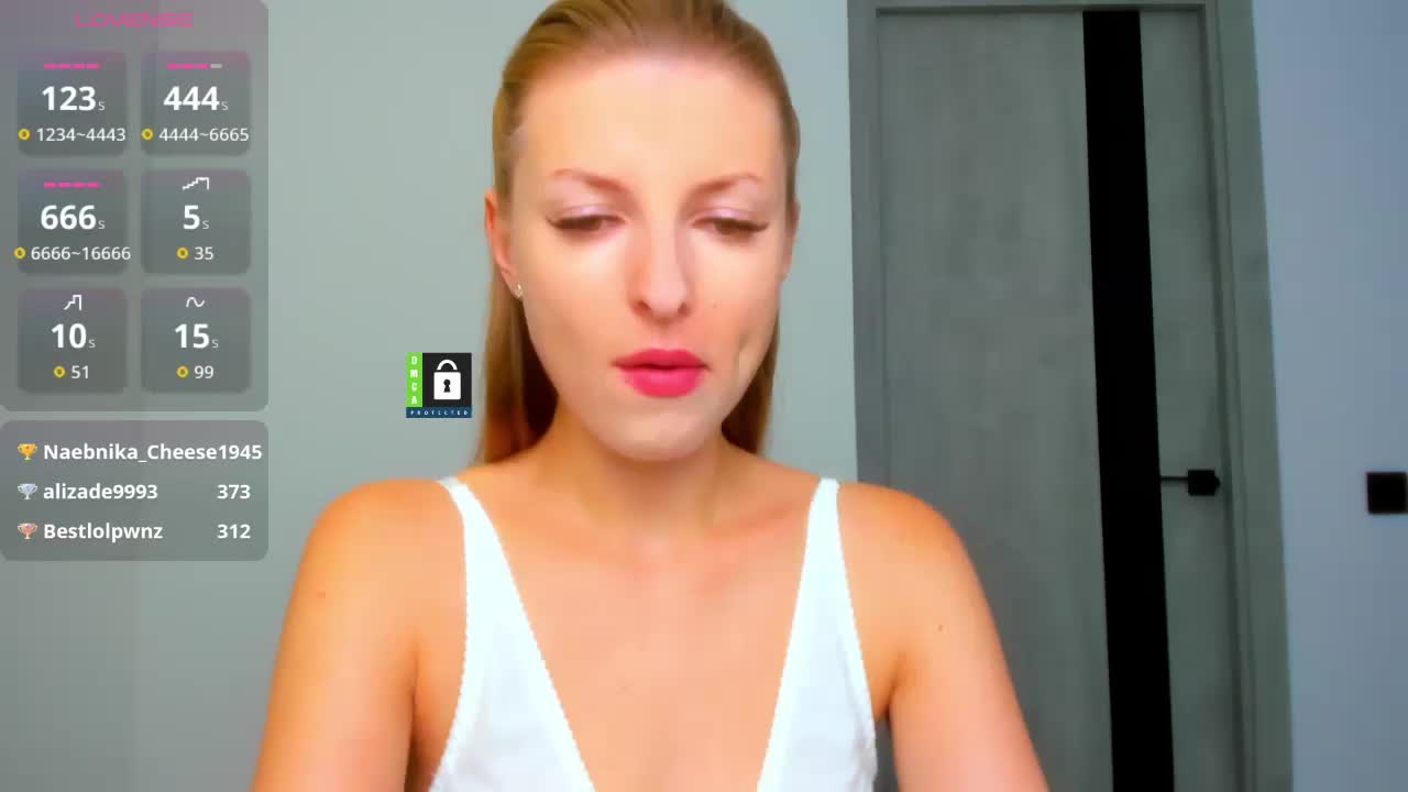 PinkPanterka Live Sex December 17, 2025