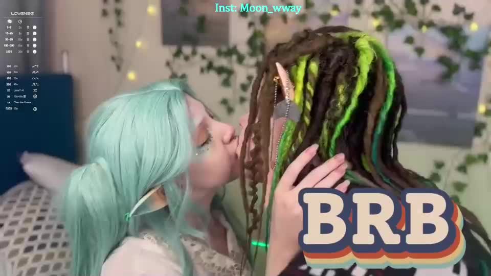 moonwway Live Sex August 17, 2025