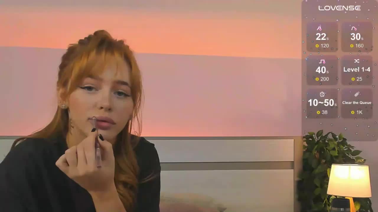 Phoenix_Margo Live Sex December 17, 2025