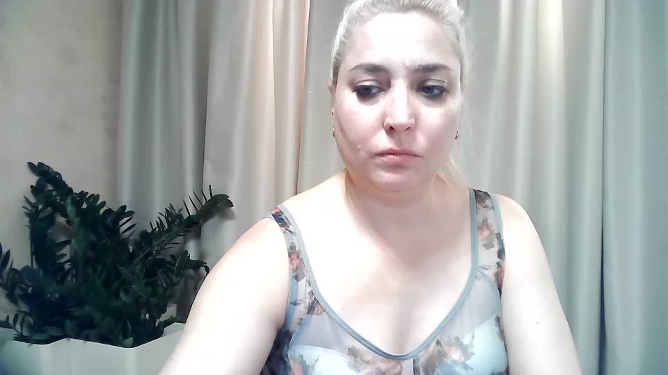 KickaIricka Live Sex December 14, 2025