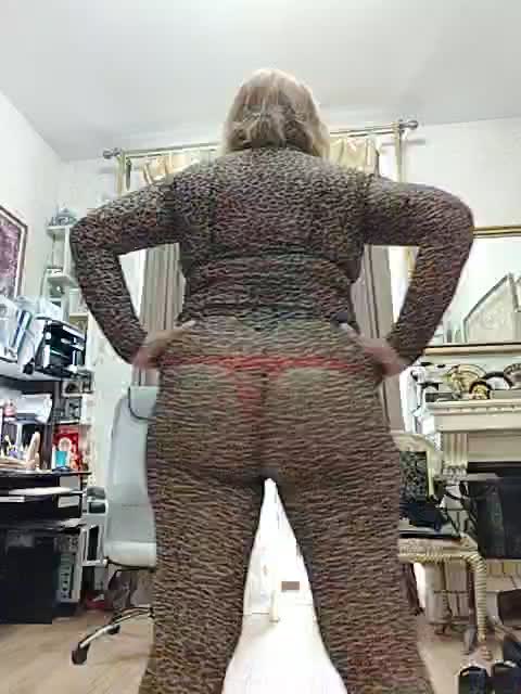 KarinkaSweet Live Sex December 13, 2025