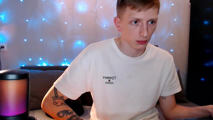 juliaanddima Live Sex December 17, 2025