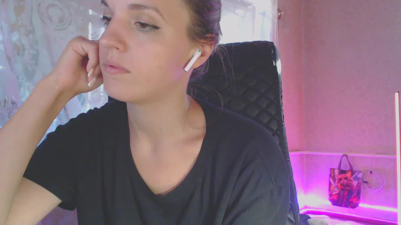 Babymuro4ka Live Sex December 17, 2025