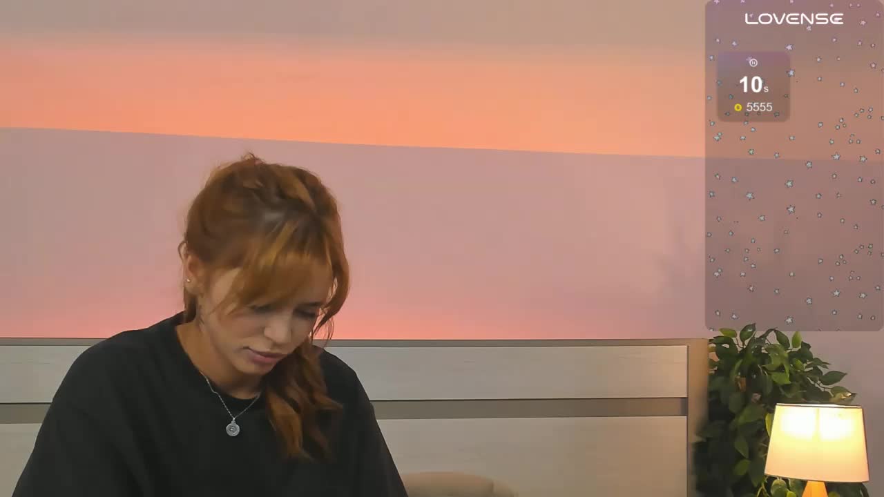 Phoenix_Margo Live Sex December 17, 2025