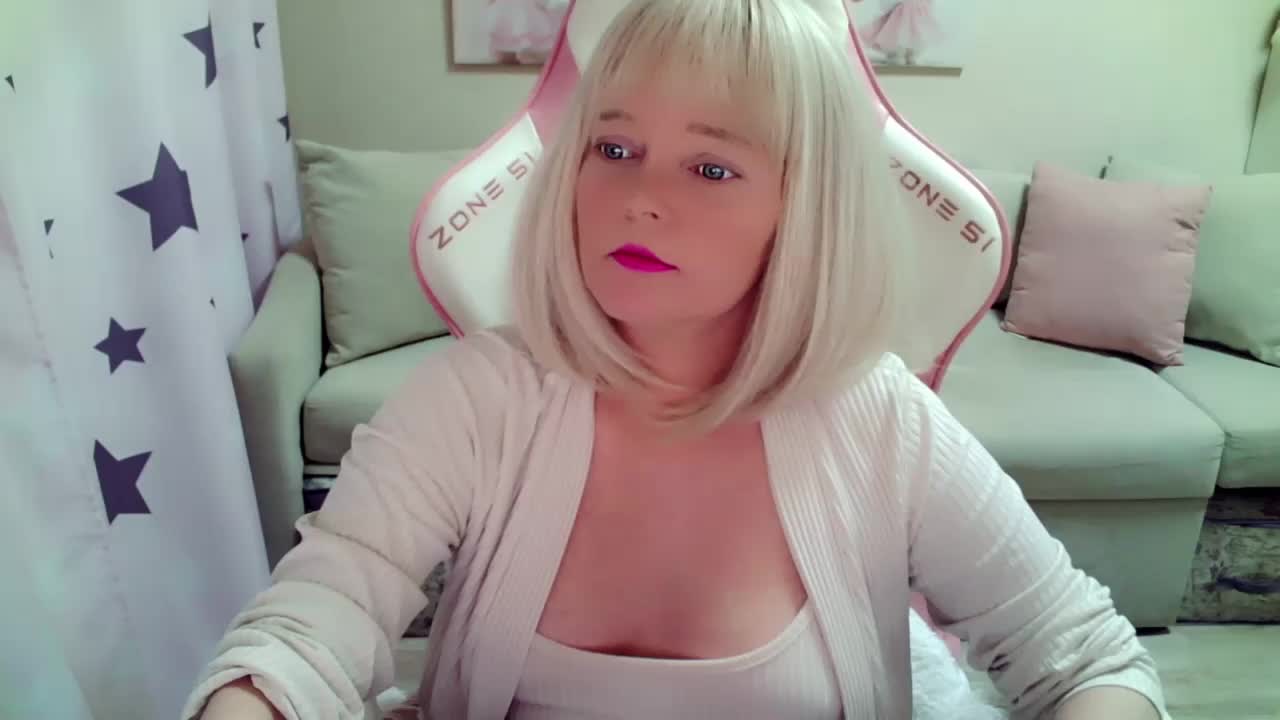 ChristieRoses Live Sex December 13, 2025