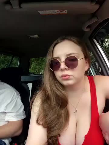 Caramel_pussy Live Sex December 17, 2025
