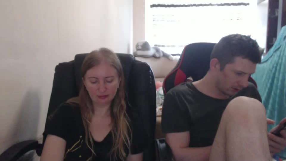 jenisandpeter Live Sex December 14, 2025