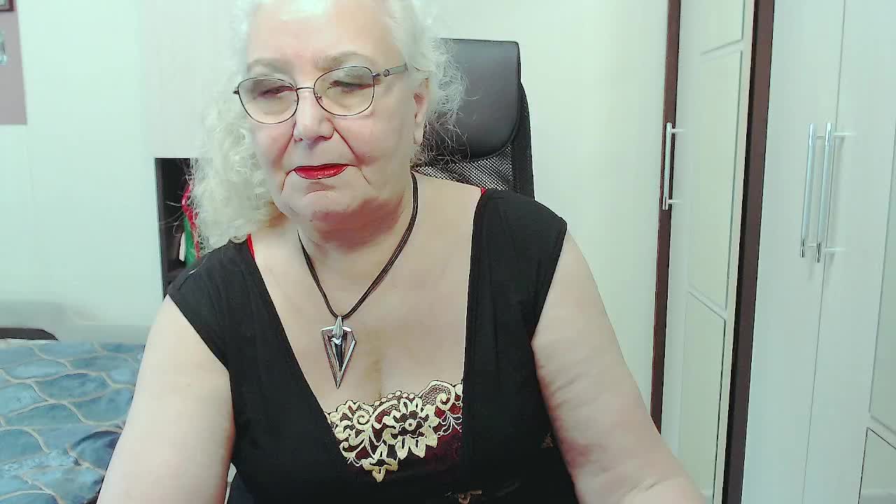 GrannyWants Live Sex December 17, 2025