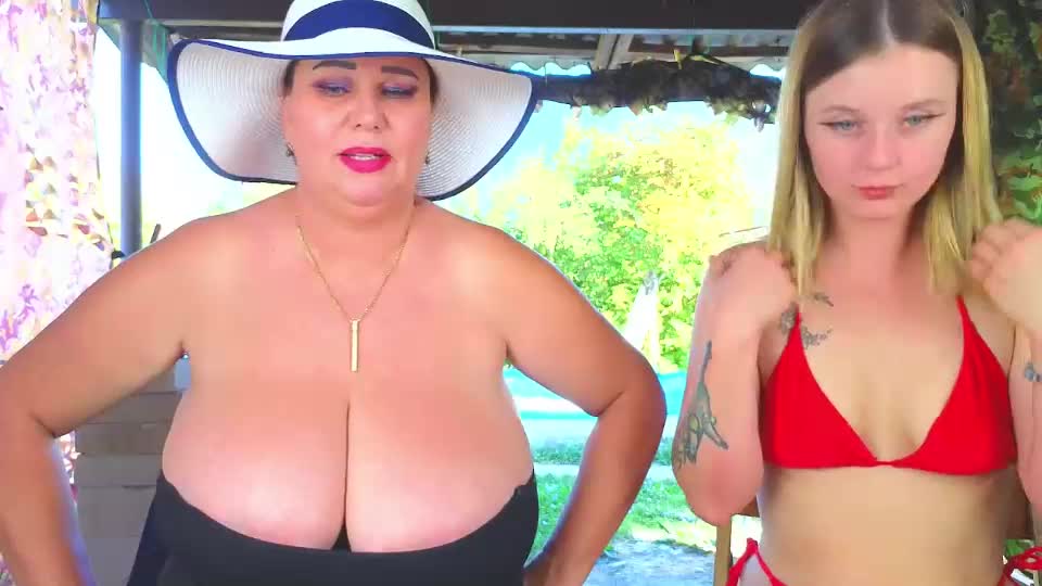 sassy_seasons Live Sex December 17, 2025